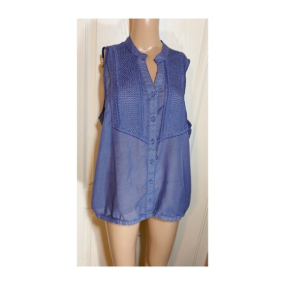 Torrid polka dot top - Picture 2 of 4